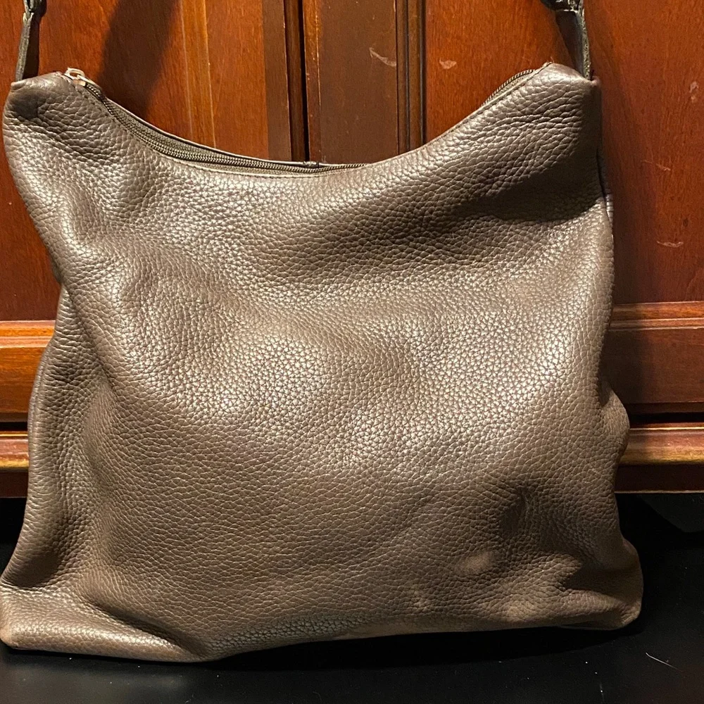 Elegant Brown Leather Shoulder Bag